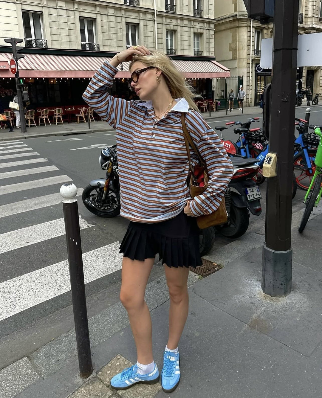Women's Striped Oversized Rugby Shirt with Contrasting Shirt Collar and Button Placket Mune Fashion