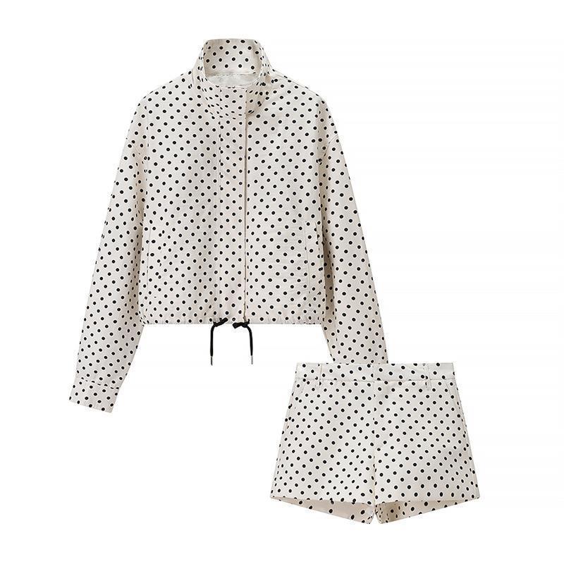 Women Two-Piece Polka Dot Blazer and Shorts Set with Volume Sleeves and High Waist Mune Fashion