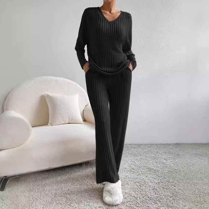 Women's elegant and comfortable knitted suit Mune Fashion