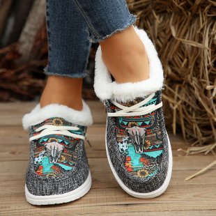 Women's Insulated Moccasin Slippers with Ethno Embroidery and Faux Fur Collar Mune Fashion