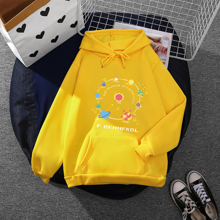 Women's hooded sweatshirt in astronomy print with kangaroo pocket and adjustable drawstring Mune Fashion