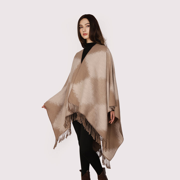 Women's lightweight rectangular oversized throw made of wool blend with fine fringed hem Mune Fashion