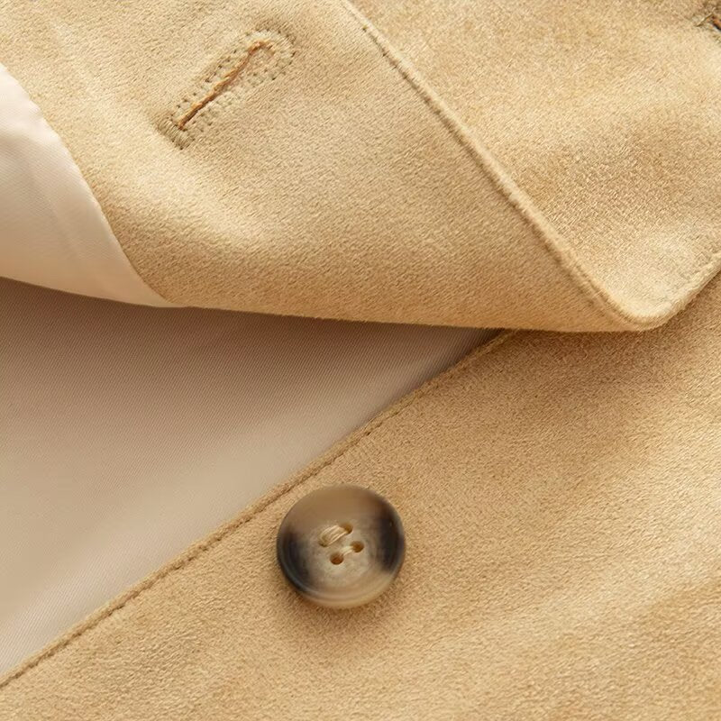 Women's short jacket in velour look with round neckline, balloon sleeves, and elastic hem Mune Fashion
