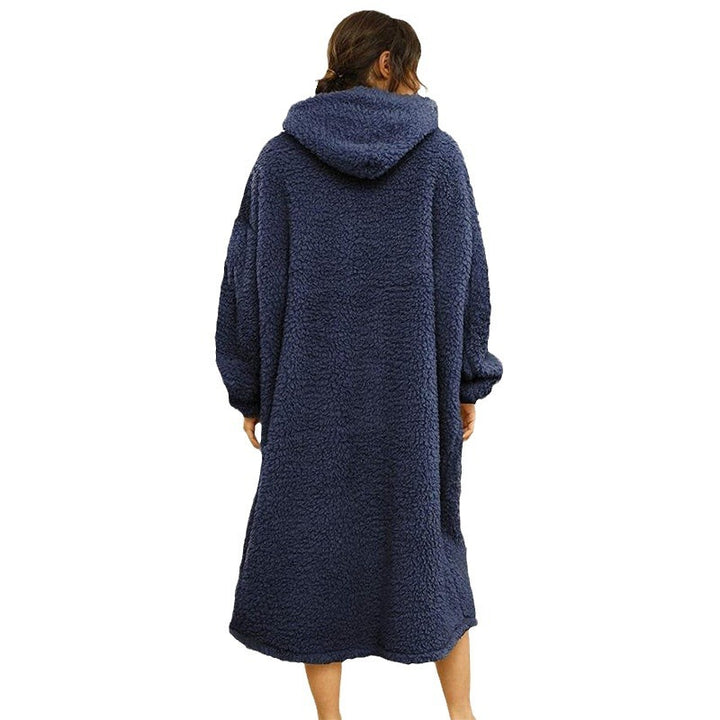 Men's oversized Sherpa bathrobe with hood and practical side pockets Mune Fashion
