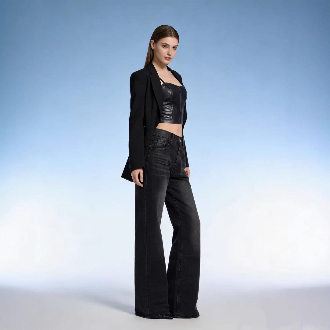 Women's high-waisted jeans with a slim hip fit and wide flare in retro style Mune Fashion
