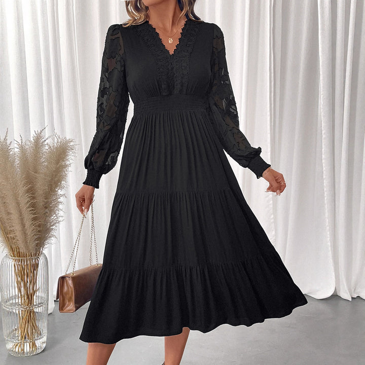 Ladies Elegant Maxi Dress with Lace Details Mune Fashion
