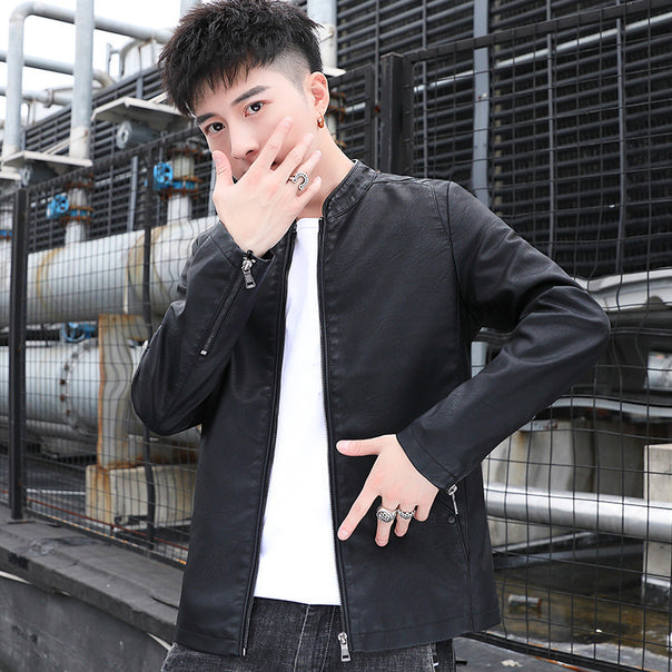 Men's slim faux leather moto jacket with stand-up collar and zippered pockets Mune Fashion