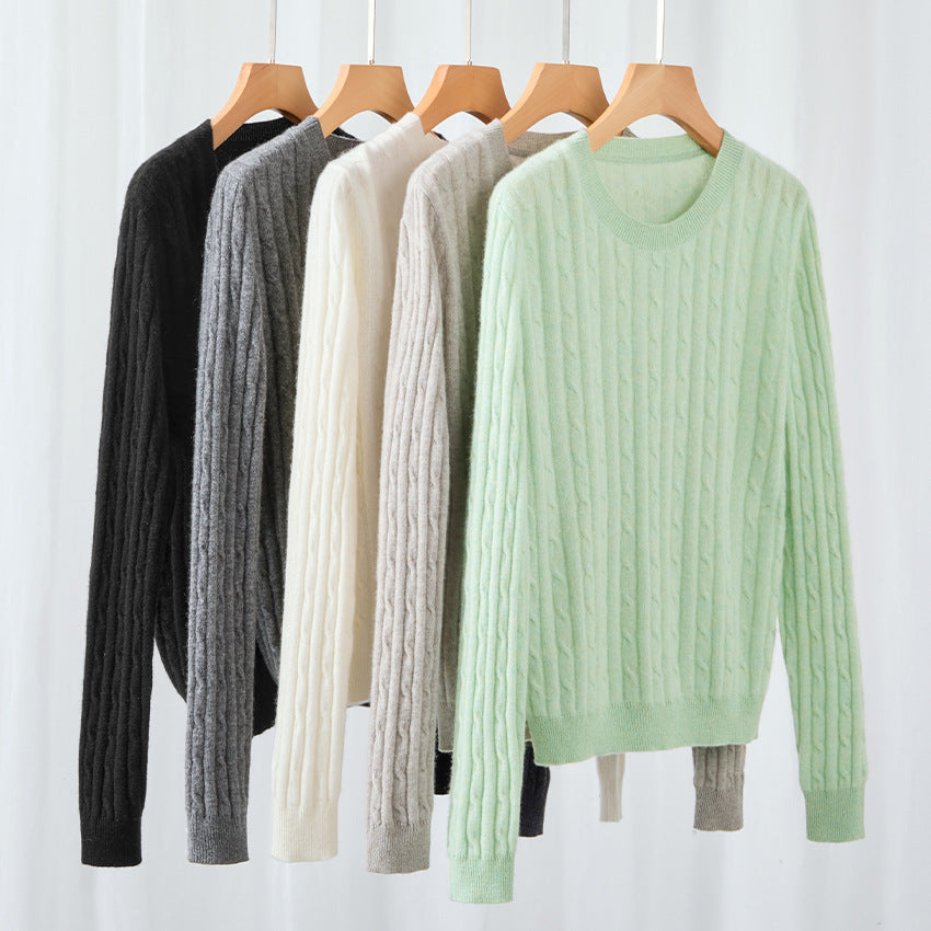 Women Cozy Cable Knit Sweater made of Fine Knit with Round Neckline Mune Fashion
