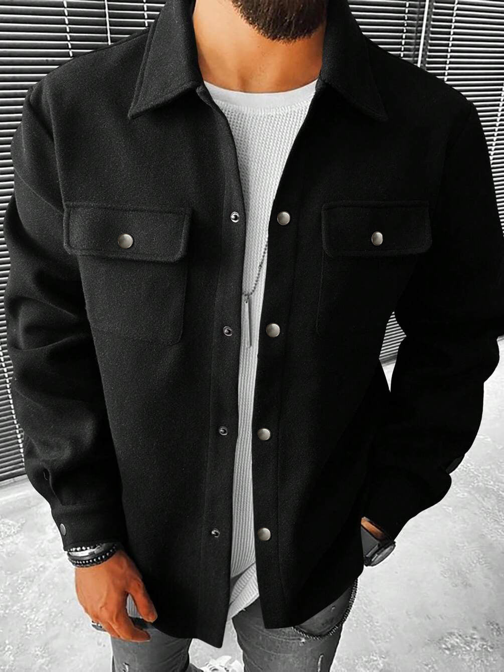 Men's shirt jacket made of wool blend with snap buttons and patch pockets Mune Fashion