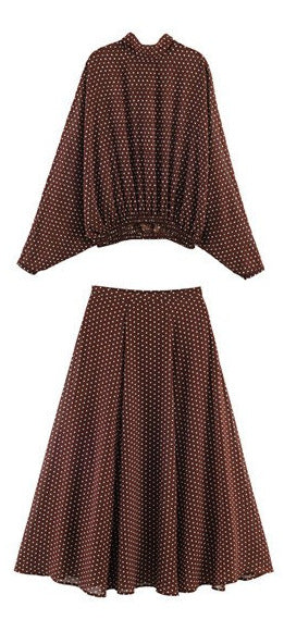 Women's Two-Piece Retro Polka Dot Set with Wide Batwing Top and Pleated Midi Skirt Mune Fashion