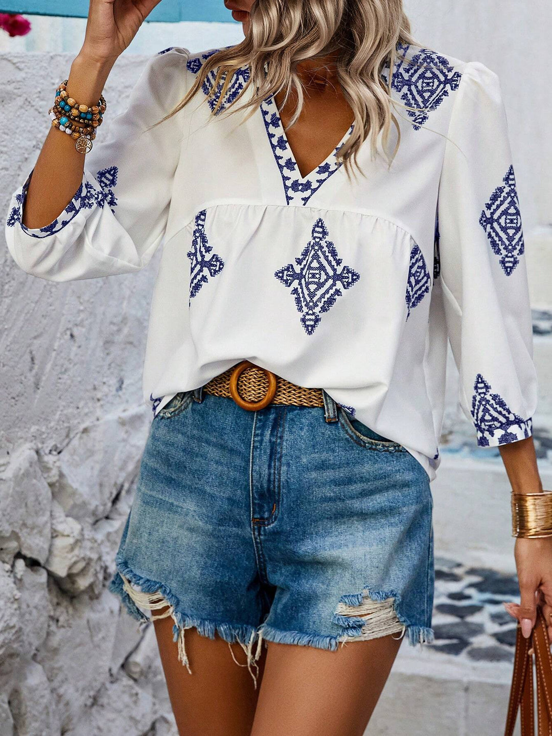 Women Loosely Cut Boho Blouse with V-Neck, Ruched Bust Seam and Three-Quarter Sleeves Mune Fashion
