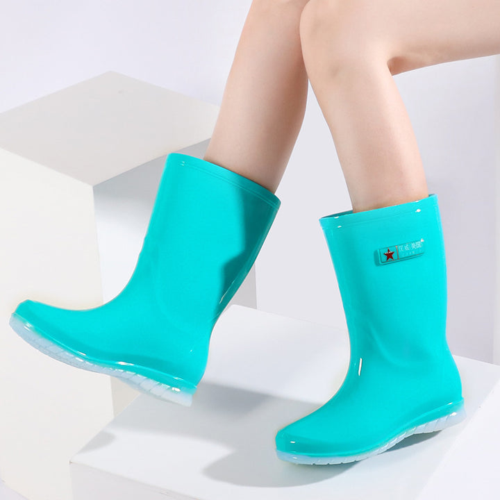 Women Mid-Height Waterproof Rubber Ankle Boots with Glossy PVC Look and Non-Slip Sole Mune Fashion