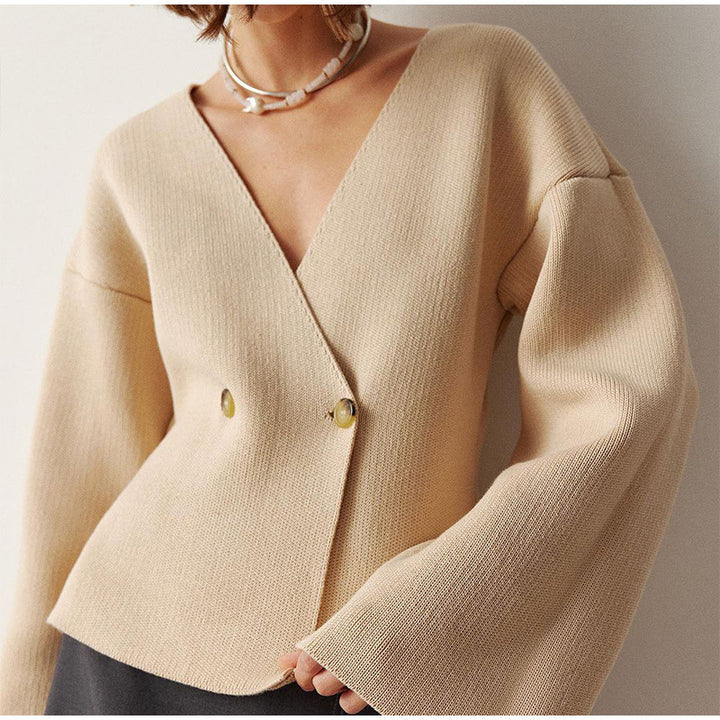 Women's cardigan wrap look with deep V-neck and bell sleeves Mune Fashion