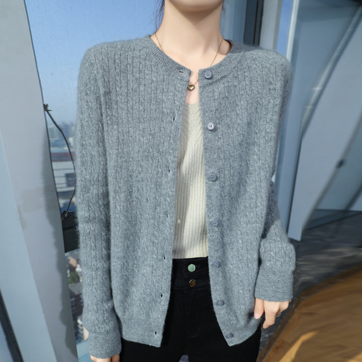 Ladies Short-cut Fine Knit Cardigan with Subtle Structure and Round Neck Mune Fashion