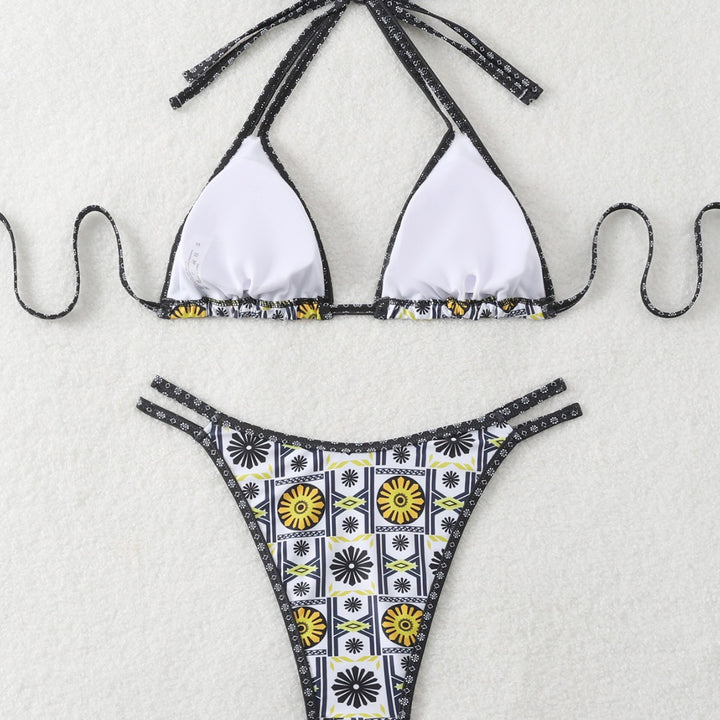 Women's Triangle Bikini with Modern Geometric Pattern Mune Fashion