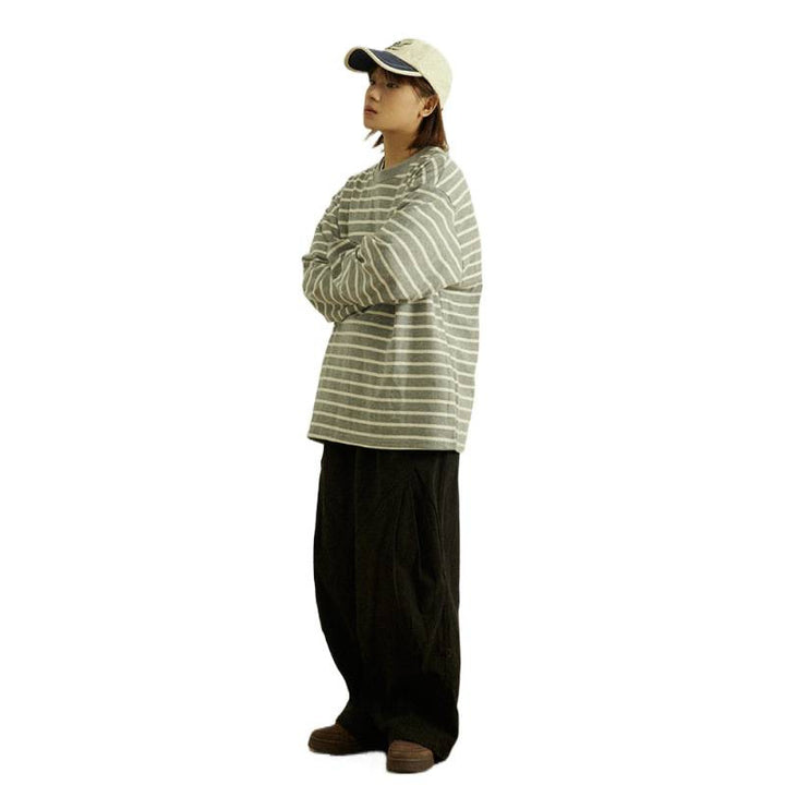Men's Wide Baggy Cargo Pants with Pleat Details and Elastic Waistband Mune Fashion
