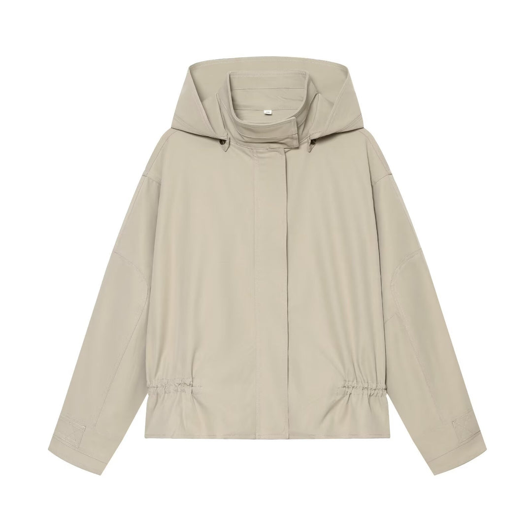 Women's short parka with hood, drawstring waist and concealed front Mune Fashion