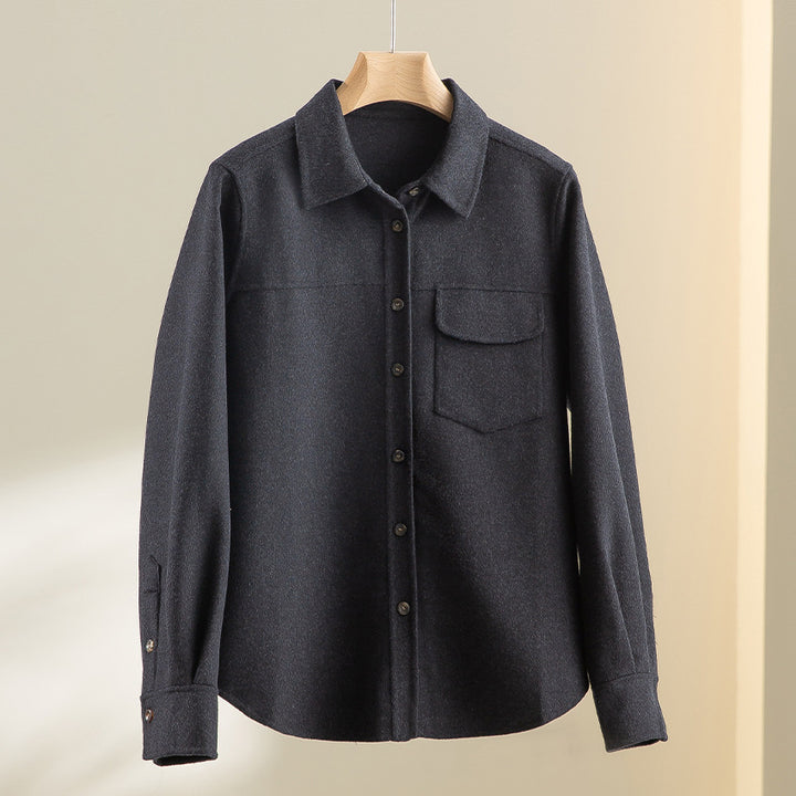 Ladies' shirt blouse made of textured viscose with breast pocket and classic collar Mune Fashion