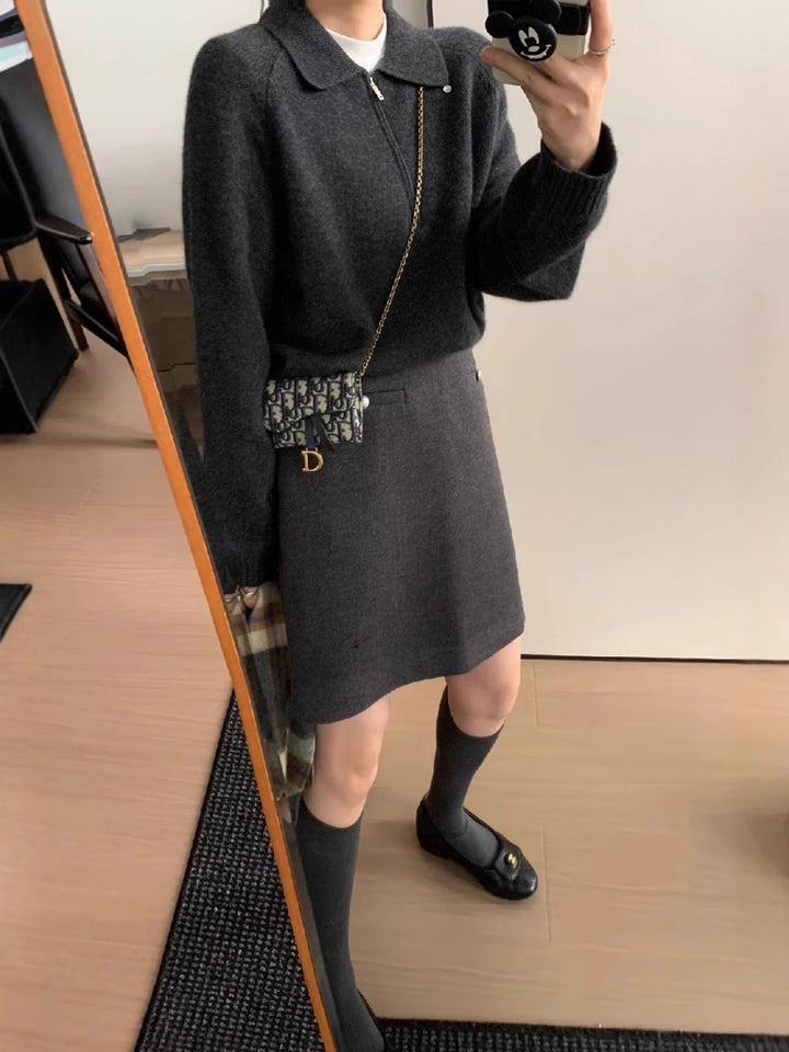 Women’s short zip polo pullover made of fluffy wool blend with boxy silhouette Mune Fashion