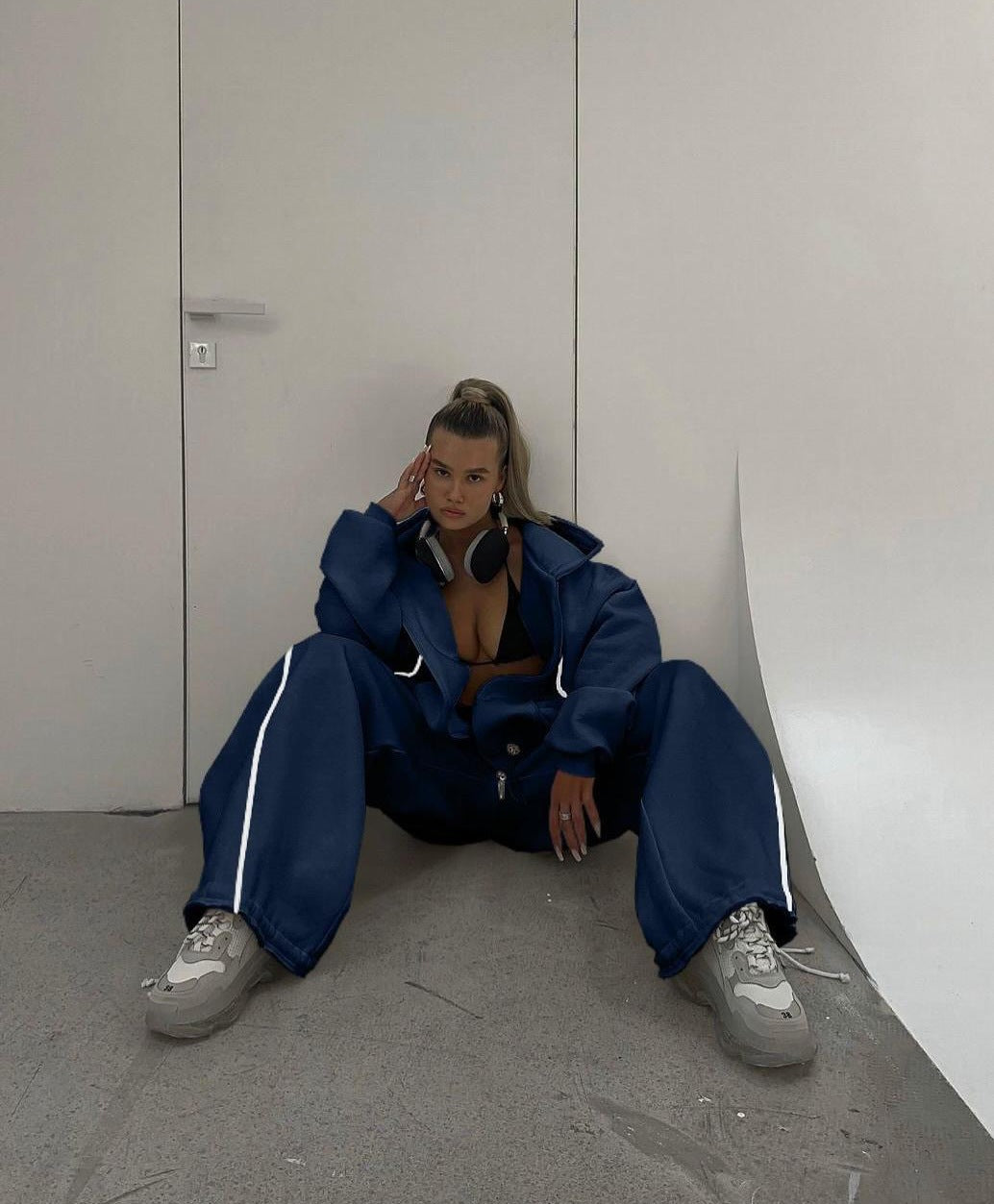 Ladies nan wide oversized tracksuit with zip hooded jacket and extra wide lounge pants Mune Fashion