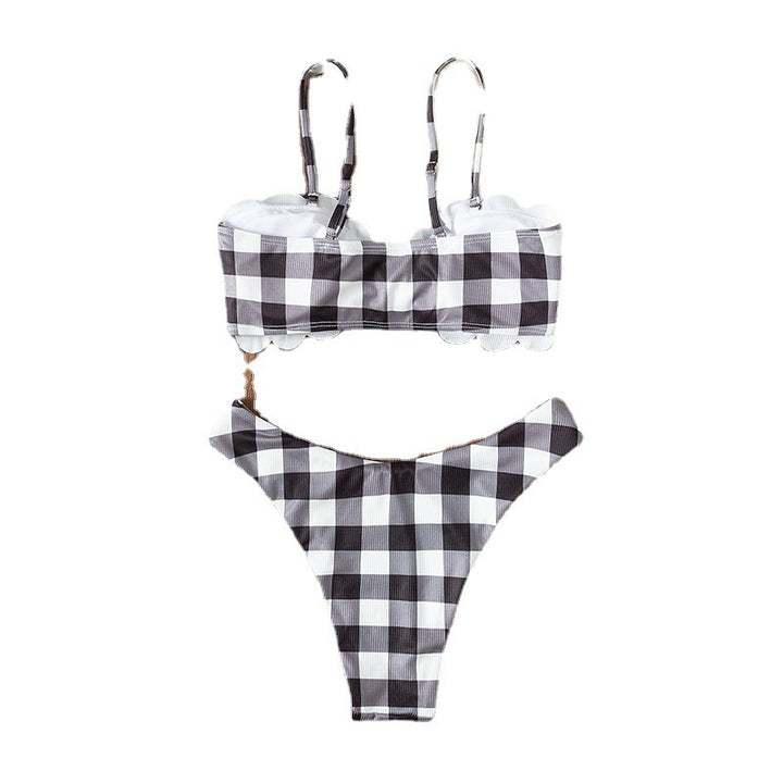 Women's triangle bikini with an elegant ruffle design and playful checked pattern Mune Fashion