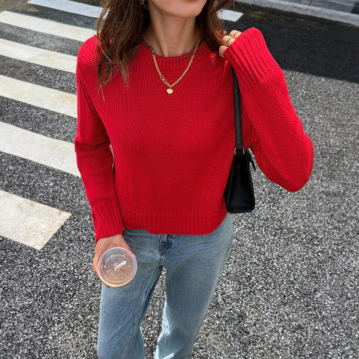 Women knitted fine knit pullover with round neckline, light oversized fit and ribbed cuffs Mune Fashion