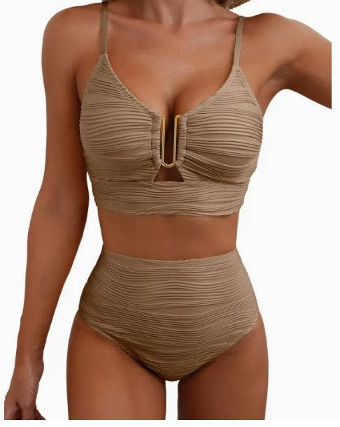 Ladies high-cut bikini with gathered top Mune Fashion