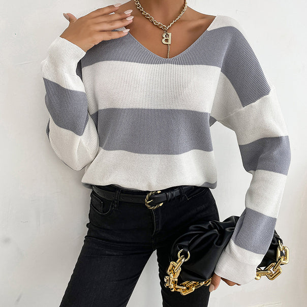 Women Light Oversized Knit Sweater with V-Neck and Wide Stripe Pattern Mune Fashion
