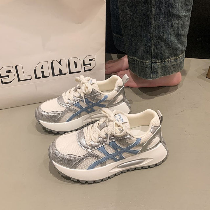 Women's sporty sneakers with modern design and comfortable cushioning Mune Fashion
