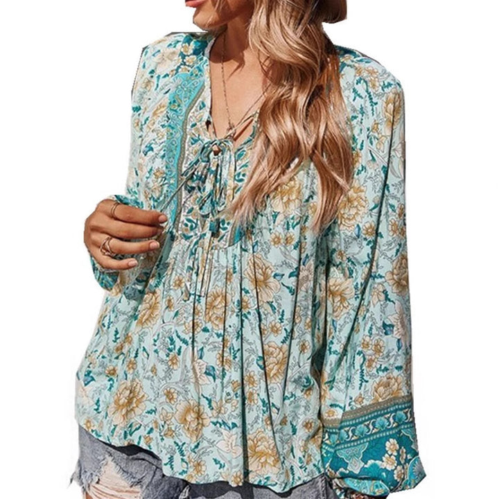 Ladies Boho blouse with floral print, V-neck with tie and pleat details Mune Fashion