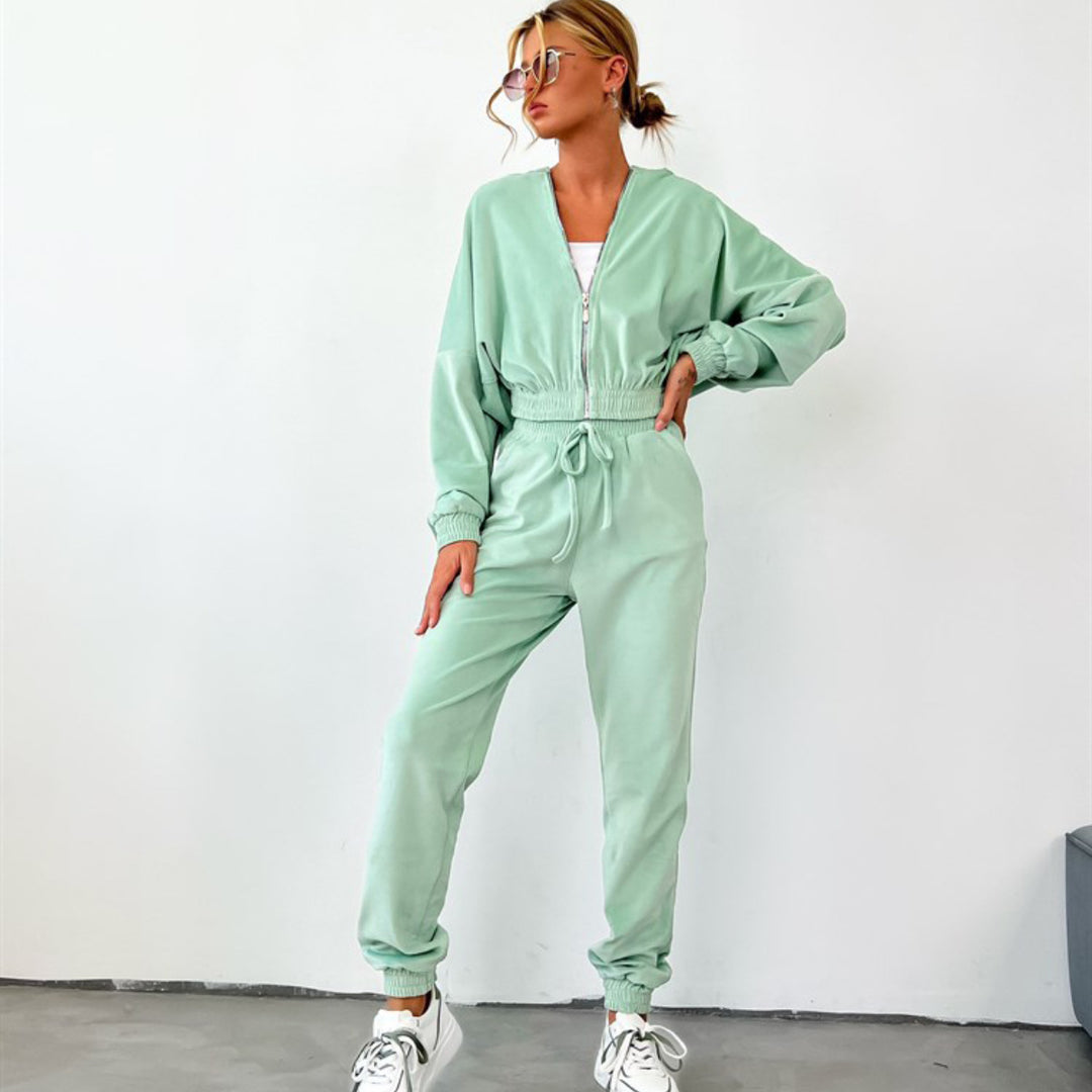 Women's Velour Half-Zip Hoodie with High-Cut Jogging Pants and Drawstring Waist Mune Fashion