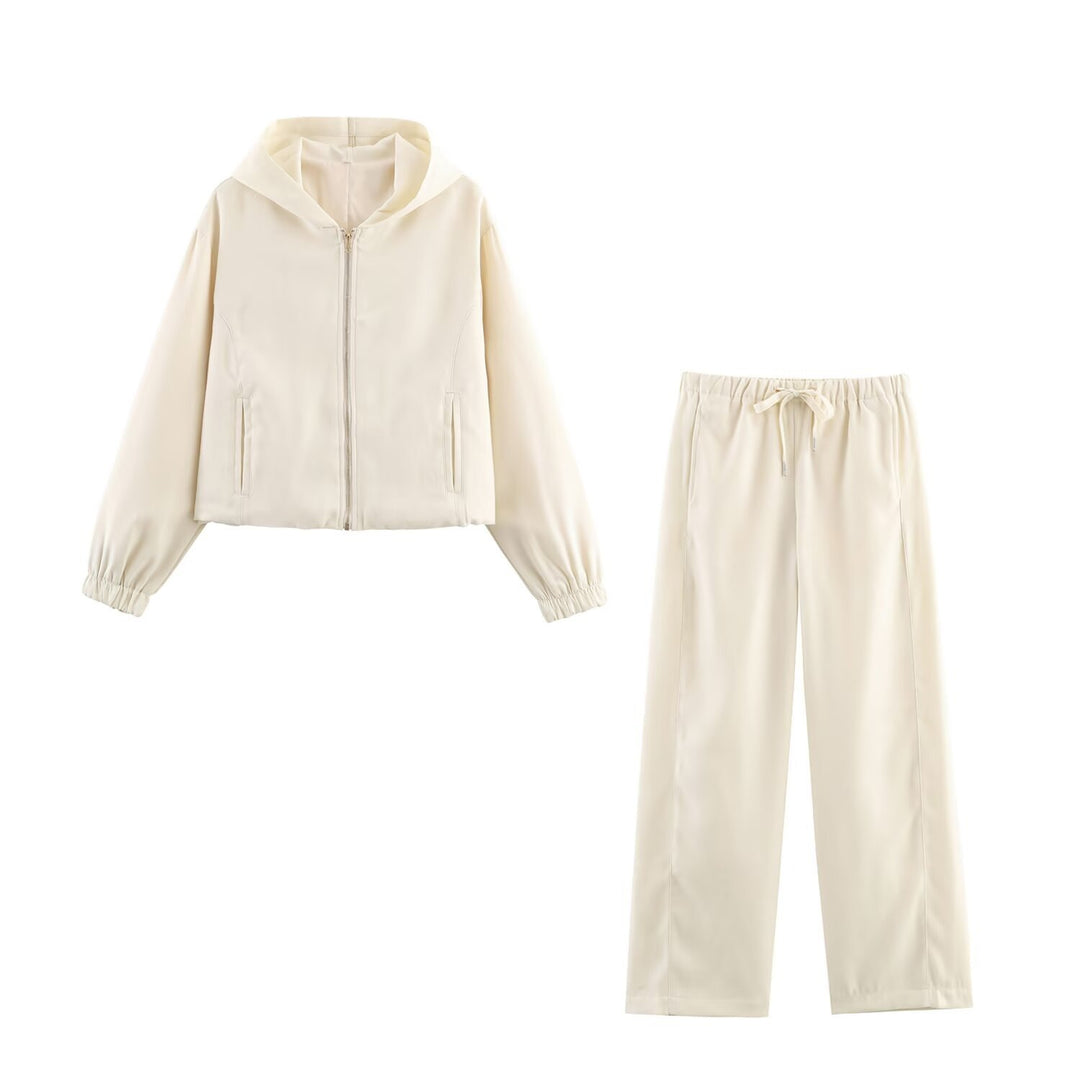 Ladies Boxy Hooded Jacket in Velvet Look with Full Zip and Elastic Hem Mune Fashion