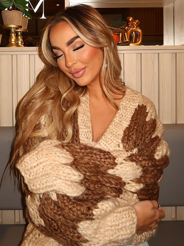 Women's Chunky Knit Cropped Cardigan with Voluminous Balloon Sleeves and Crochet Patch Details Mune Fashion