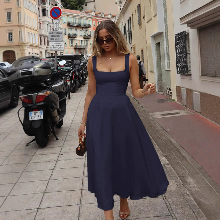 Maxi dress A-line with square neckline
