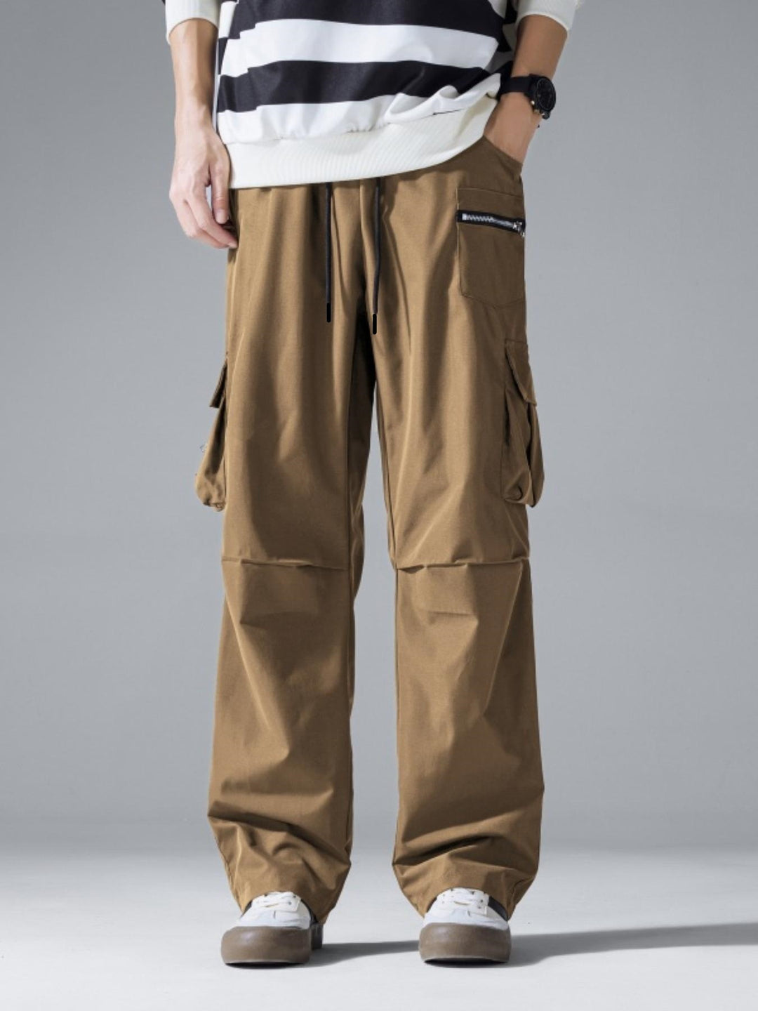 Men's cargo jogging pants with multi pockets and drawstring waistband Mune Fashion