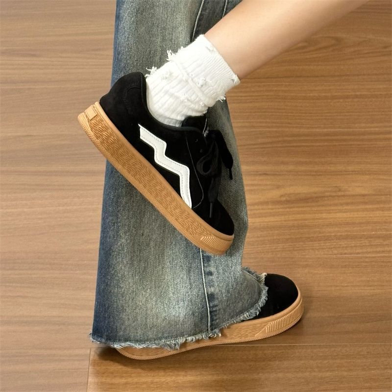 Women sneakers made of high-quality suede with non-slip sole Mune Fashion