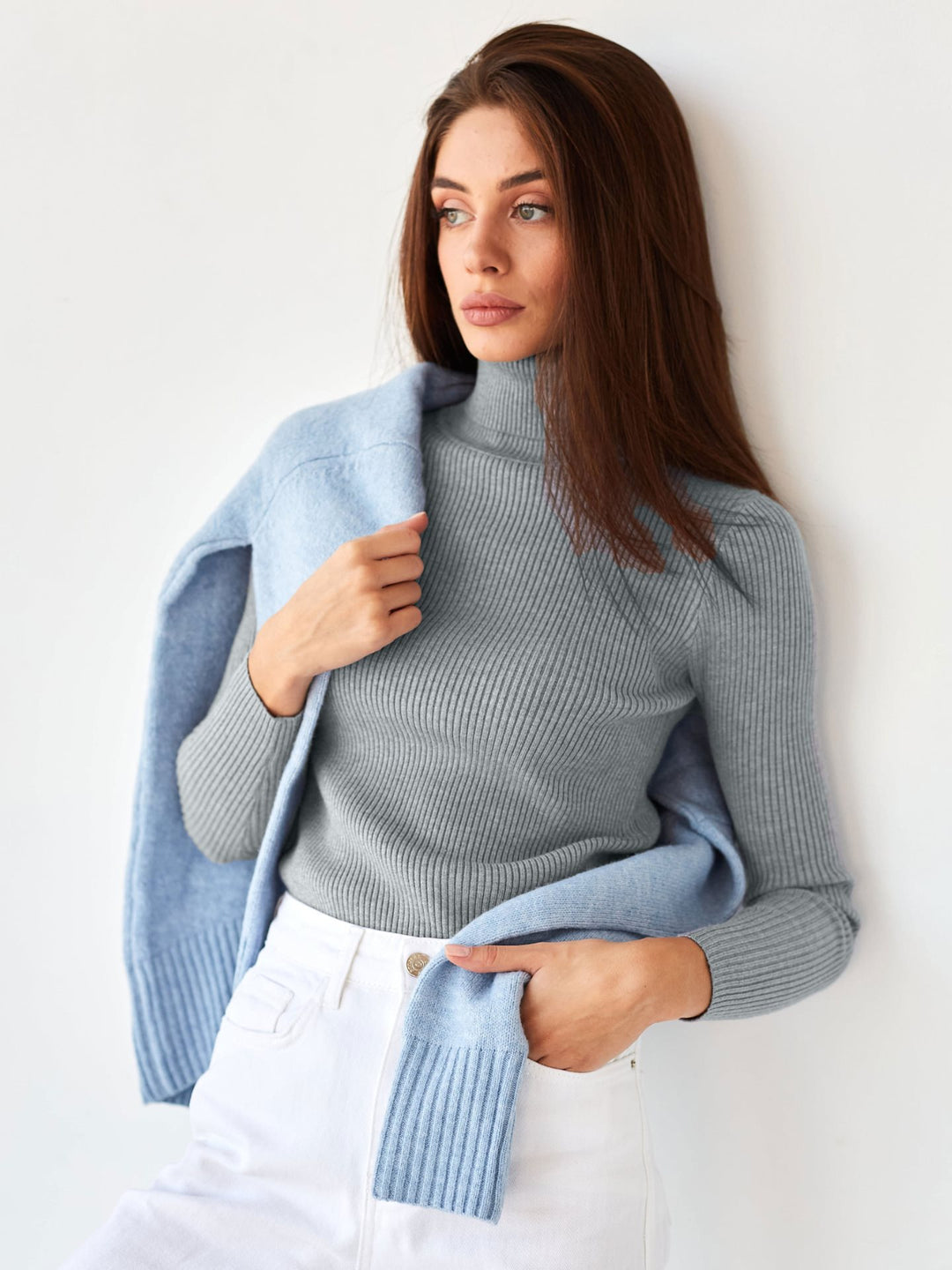 Women's Figure-Hugging Ribbed Roll Neck Sweater Mune Fashion