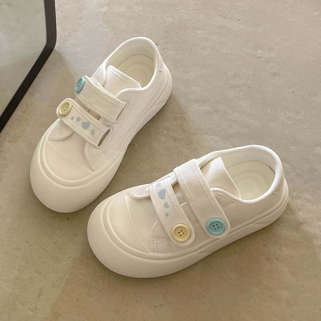 Women comfortable and playful sneakers with Velcro from Mune Fashion