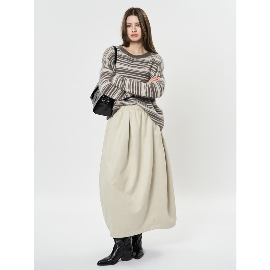 Women's midi skirt with high elastic waistband and targeted pleats Mune Fashion