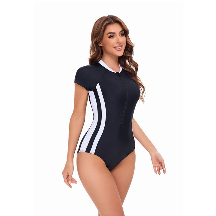 Women's Sporty Short Sleeve Swimsuit Mune Fashion