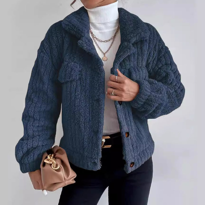 Women's cuddly teddy jacket with shirt collar, snap button closure and patch breast pockets Mune Fashion