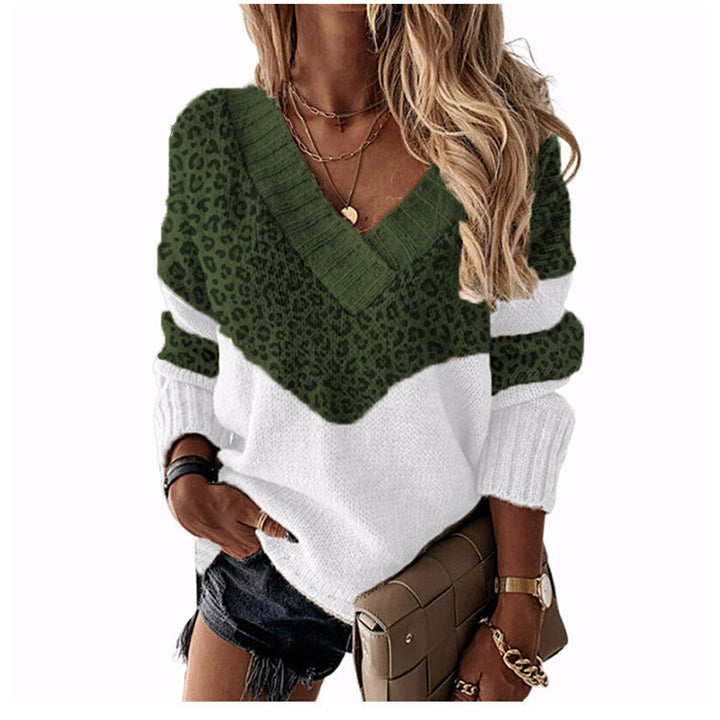 Women’s V-neck knitted pullover with chevron pattern and oversized fit Mune Fashion