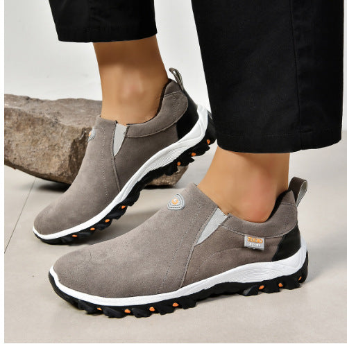 Men's sporty slip-on sneaker with elastic entry, shock-absorbing profile sole, and padded comfort insole Mune Fashion