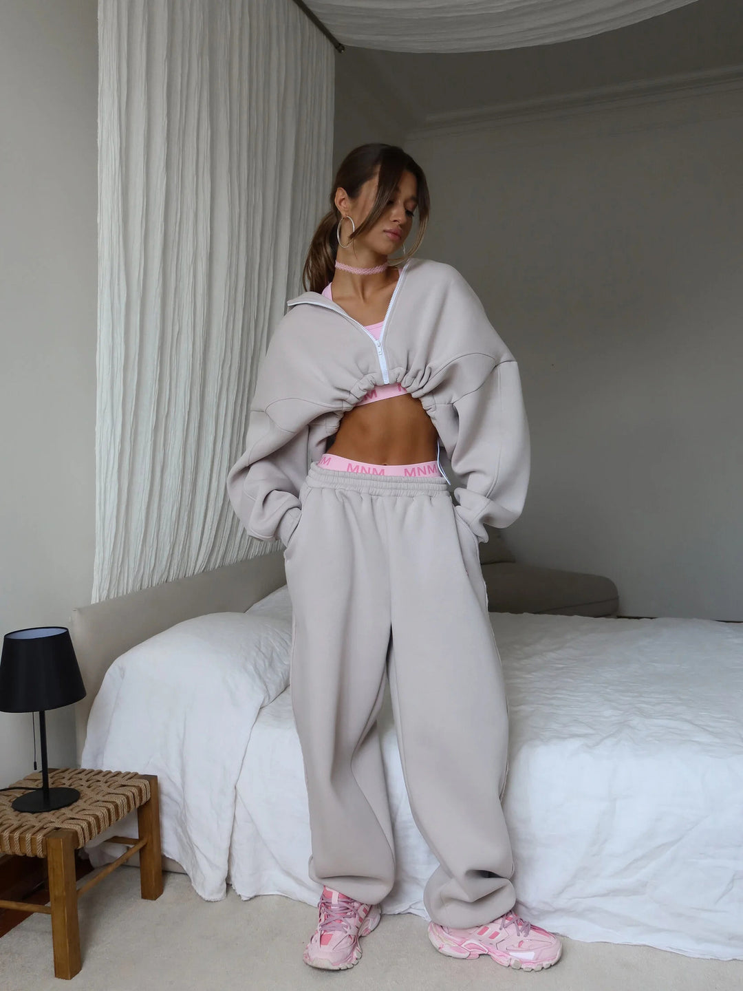 Women short oversized scuba zip hoodie with drawstring and figure-flattering high waist joggers Mune Fashion