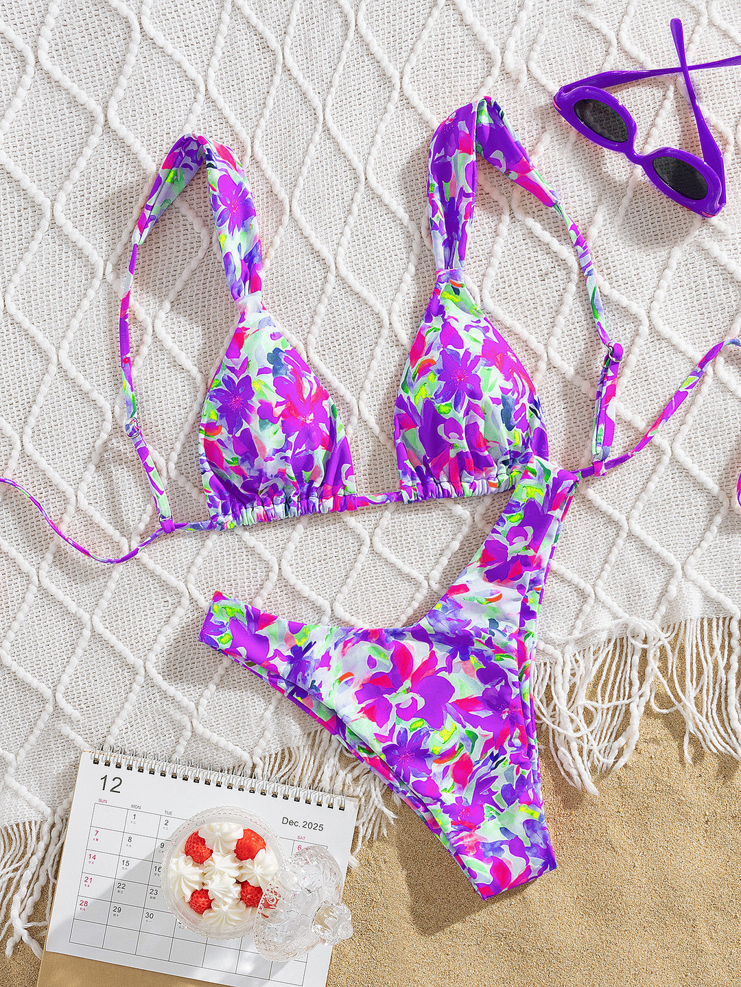 Women's triangle bikini with colorful flower design and adjustable straps Mune Fashion