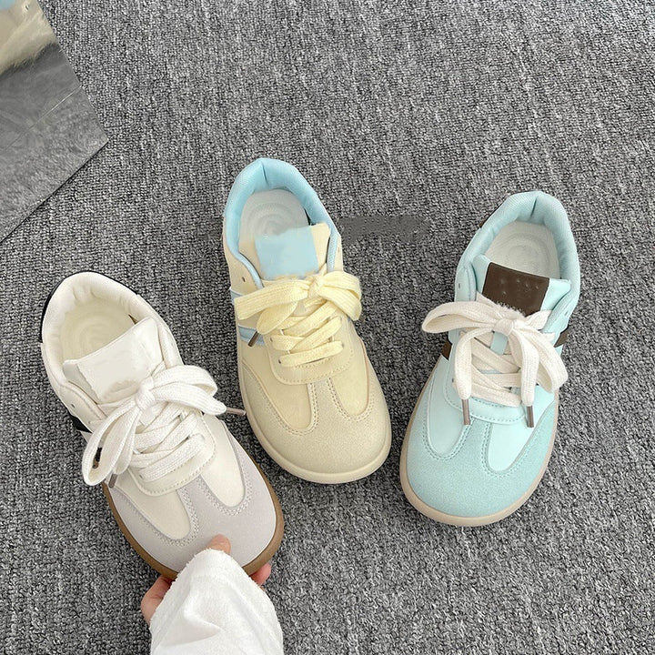 Women's fashionable sneakers with sporty design and comfortable cushioning Mune Fashion