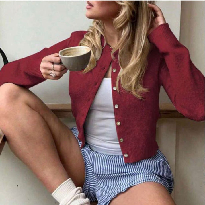 Women's Cropped Button Cardigan in Cropped Style with Round Neckline Mune Fashion