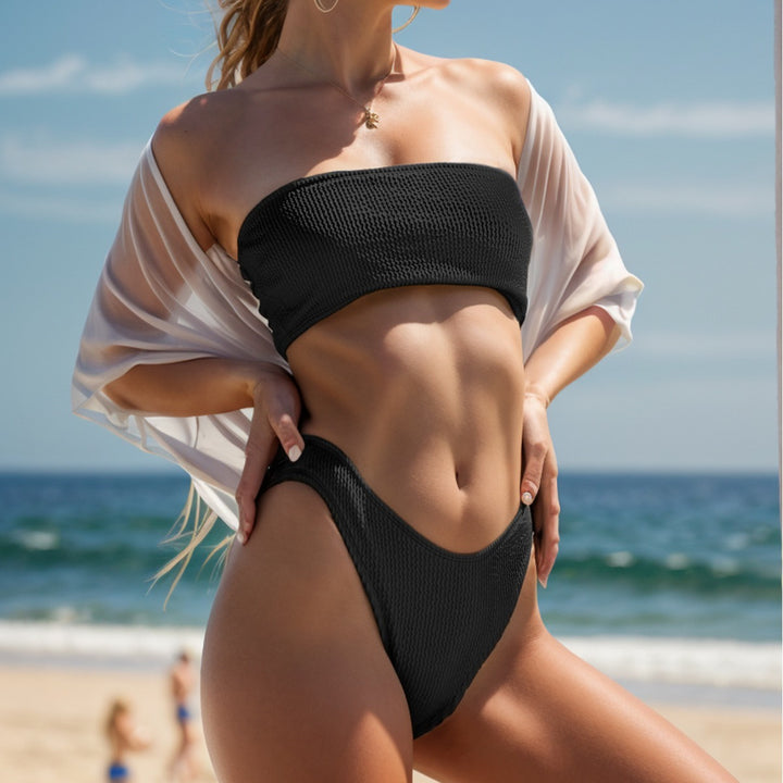 Women's triangle bikini with textured fabric and circular detail Mune Fashion