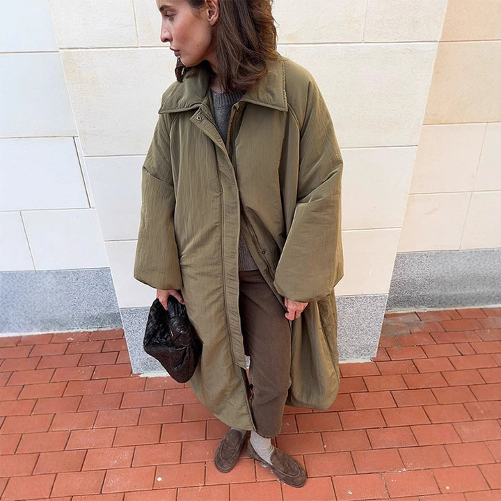 Women's Wide-Cut Quilted Balloon Coat with Hidden Button Placket Mune Fashion