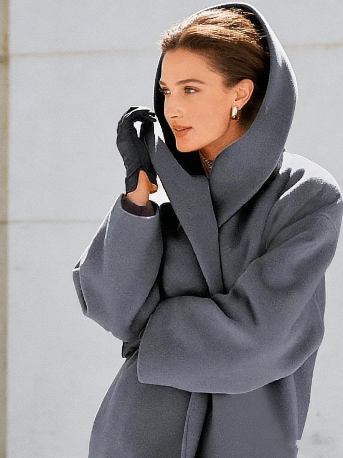 Windproof women's coat with shawl collar